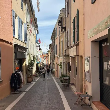 Lumineux Au Coeur Du Village Apartamento *